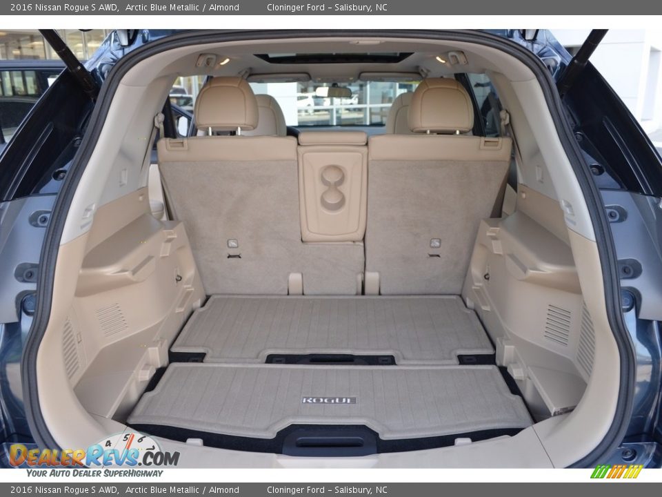 2016 Nissan Rogue S AWD Arctic Blue Metallic / Almond Photo #13
