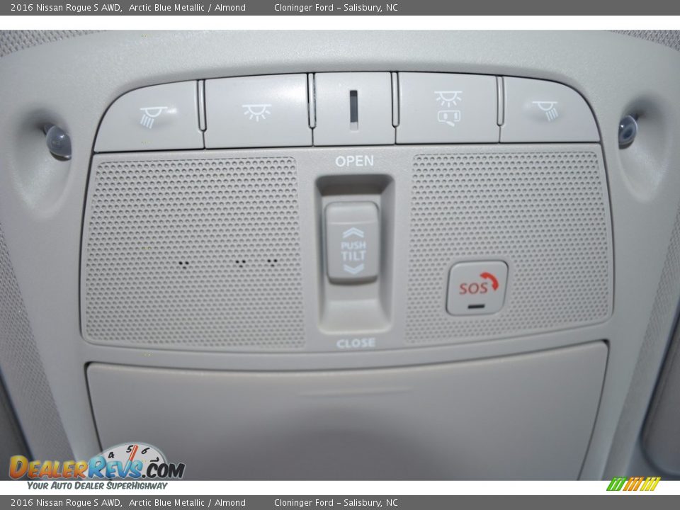 2016 Nissan Rogue S AWD Arctic Blue Metallic / Almond Photo #27