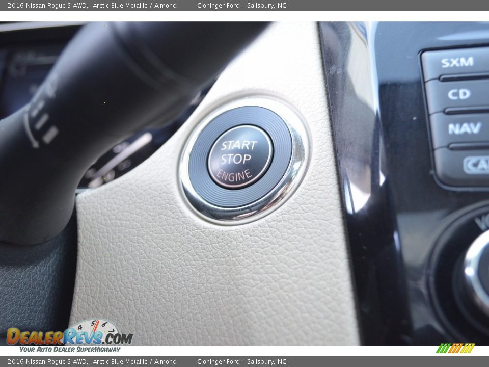 2016 Nissan Rogue S AWD Arctic Blue Metallic / Almond Photo #28