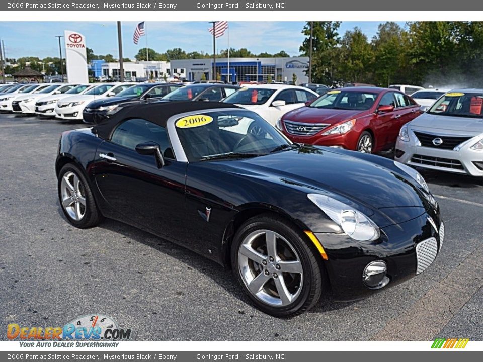 2006 Pontiac Solstice Roadster Mysterious Black / Ebony Photo #1