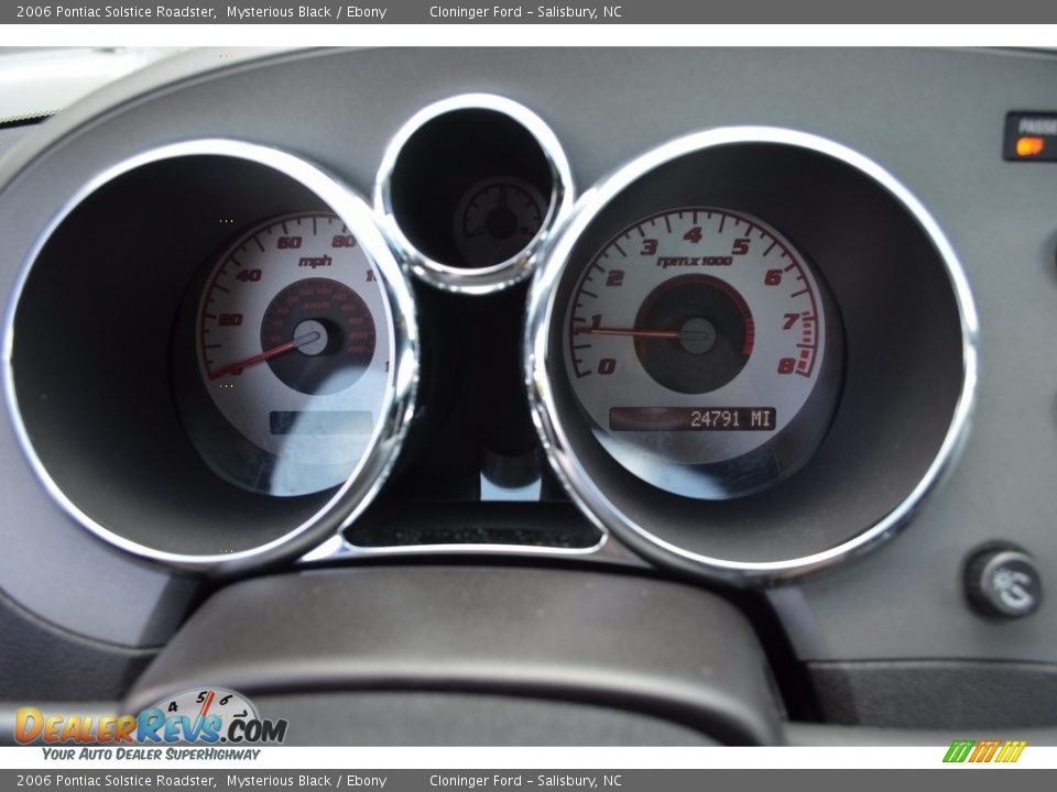 2006 Pontiac Solstice Roadster Mysterious Black / Ebony Photo #16
