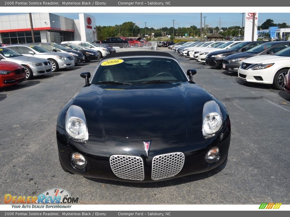 2006 Pontiac Solstice Roadster Mysterious Black / Ebony Photo #18