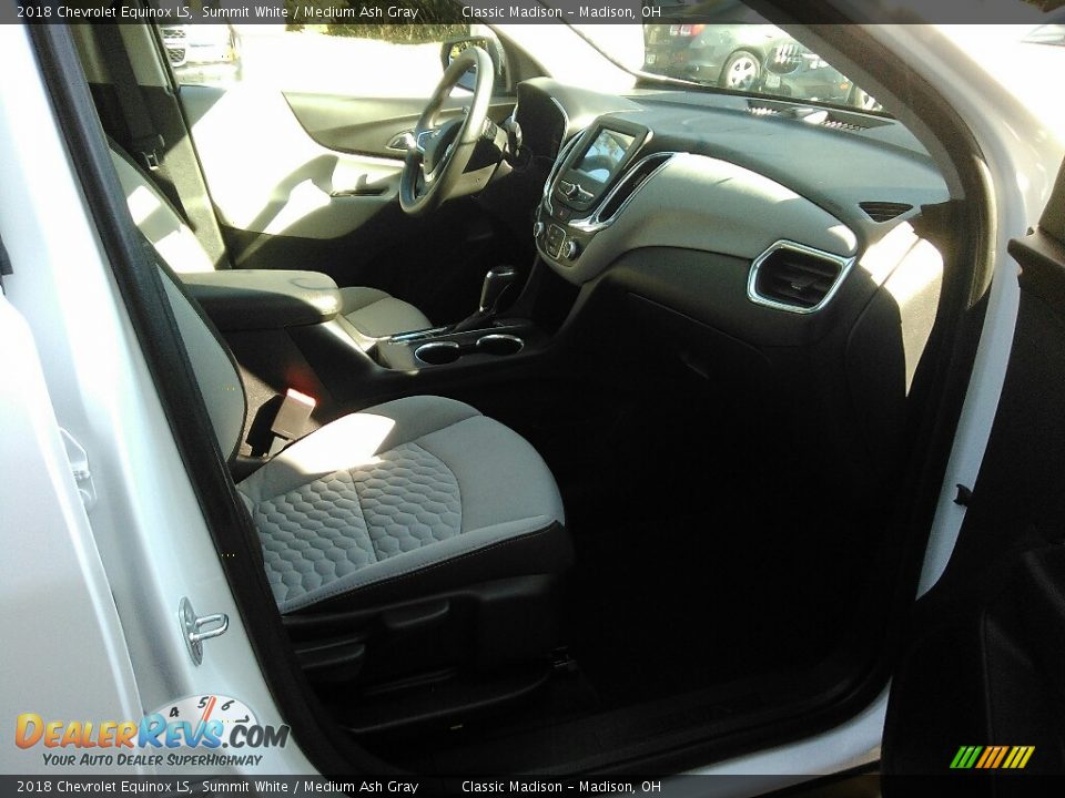 2018 Chevrolet Equinox LS Summit White / Medium Ash Gray Photo #16