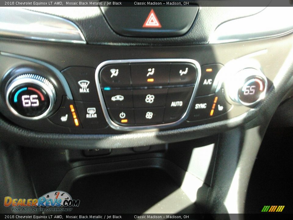 2018 Chevrolet Equinox LT AWD Mosaic Black Metallic / Jet Black Photo #10