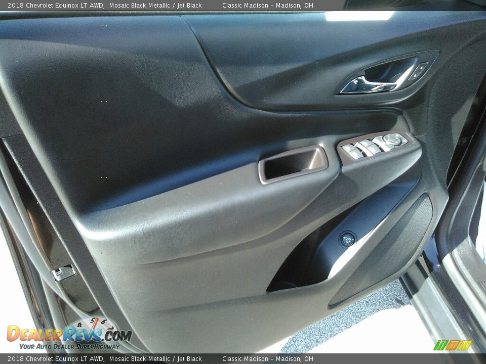 2018 Chevrolet Equinox LT AWD Mosaic Black Metallic / Jet Black Photo #15