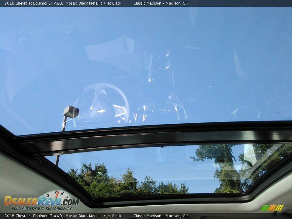 2018 Chevrolet Equinox LT AWD Mosaic Black Metallic / Jet Black Photo #17