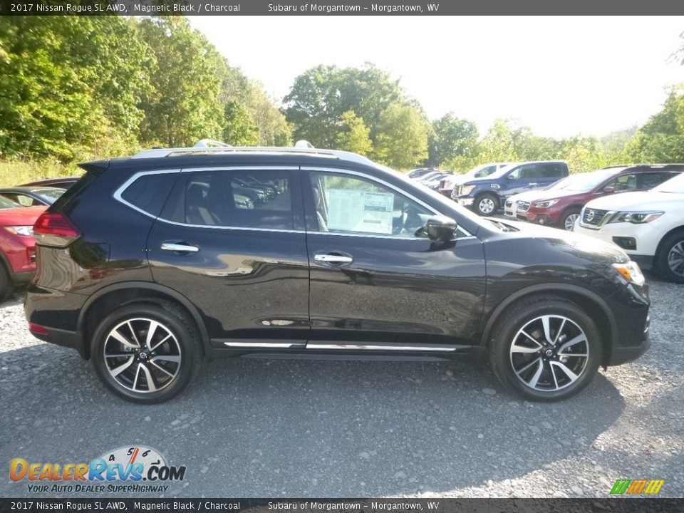 2017 Nissan Rogue SL AWD Magnetic Black / Charcoal Photo #6