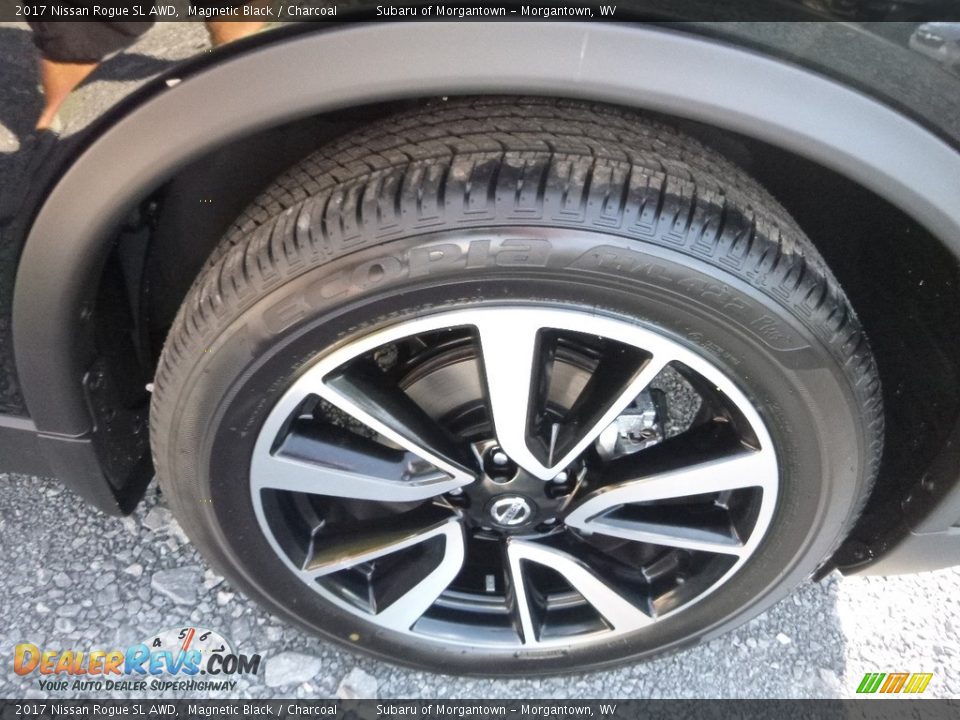 2017 Nissan Rogue SL AWD Magnetic Black / Charcoal Photo #9