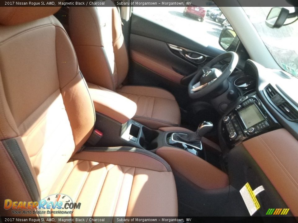 2017 Nissan Rogue SL AWD Magnetic Black / Charcoal Photo #10