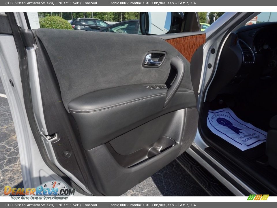 2017 Nissan Armada SV 4x4 Brilliant Silver / Charcoal Photo #12