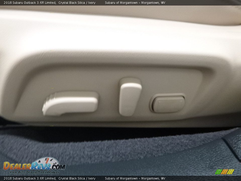 2018 Subaru Outback 3.6R Limited Crystal Black Silica / Ivory Photo #12