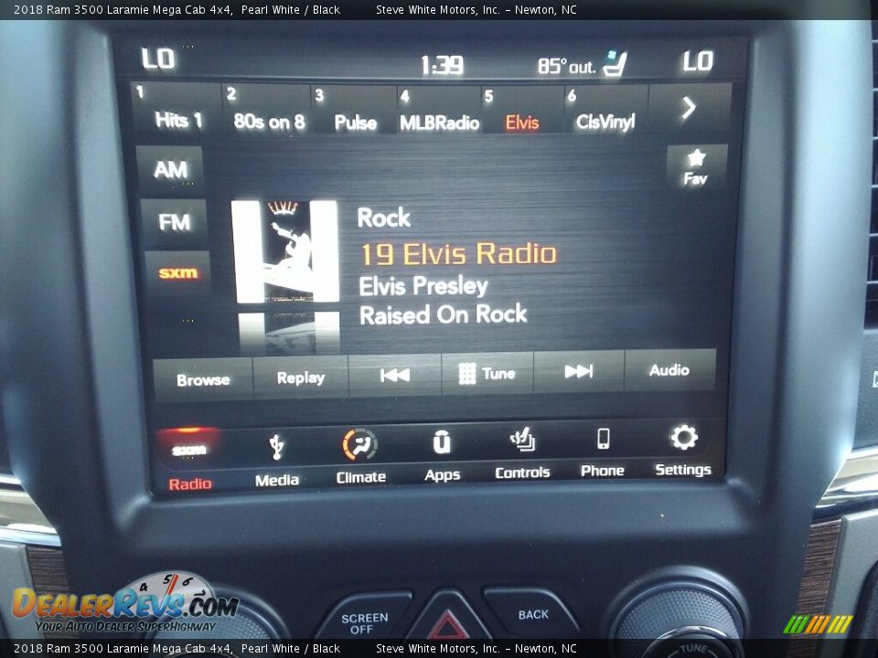 2018 Ram 3500 Laramie Mega Cab 4x4 Pearl White / Black Photo #21