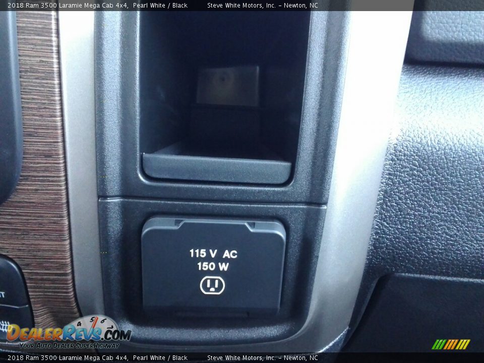 2018 Ram 3500 Laramie Mega Cab 4x4 Pearl White / Black Photo #28