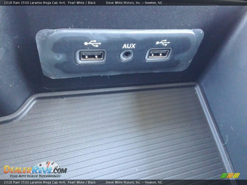 2018 Ram 3500 Laramie Mega Cab 4x4 Pearl White / Black Photo #29