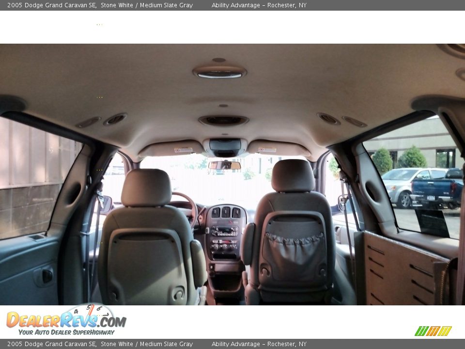 2005 Dodge Grand Caravan SE Stone White / Medium Slate Gray Photo #13