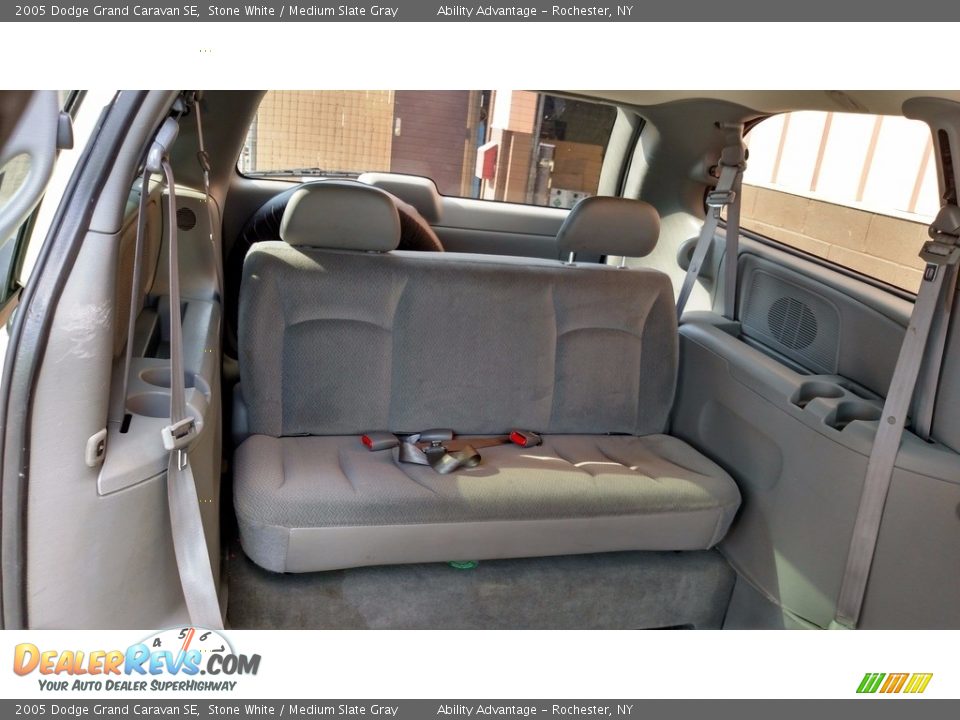 2005 Dodge Grand Caravan SE Stone White / Medium Slate Gray Photo #21
