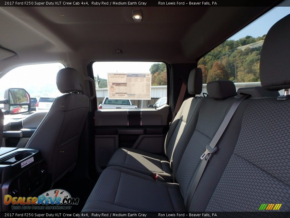 2017 Ford F250 Super Duty XLT Crew Cab 4x4 Ruby Red / Medium Earth Gray Photo #11