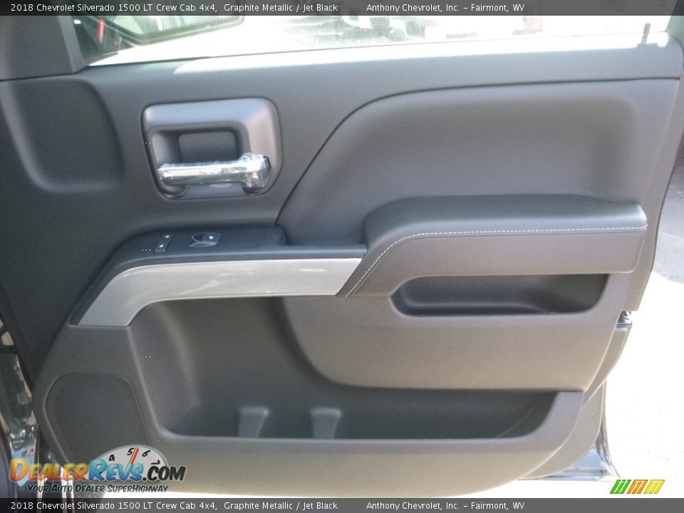2018 Chevrolet Silverado 1500 LT Crew Cab 4x4 Graphite Metallic / Jet Black Photo #11