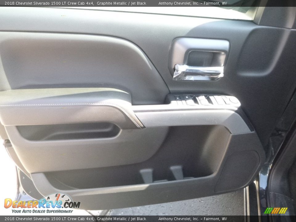 2018 Chevrolet Silverado 1500 LT Crew Cab 4x4 Graphite Metallic / Jet Black Photo #14