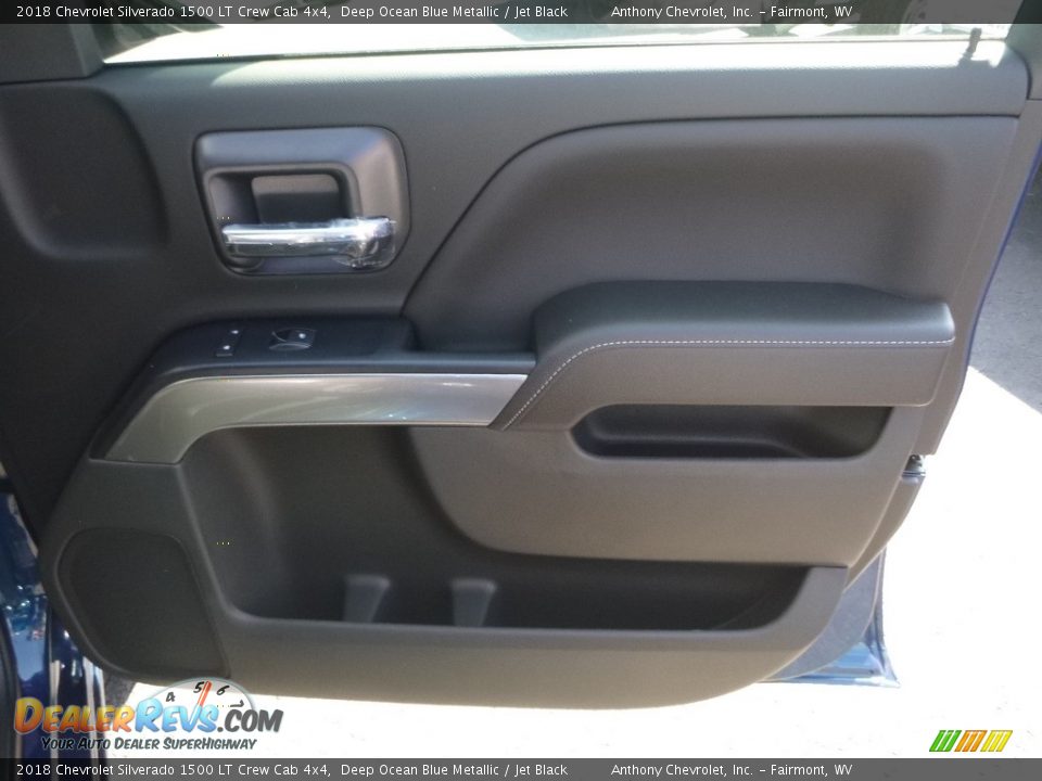 2018 Chevrolet Silverado 1500 LT Crew Cab 4x4 Deep Ocean Blue Metallic / Jet Black Photo #10