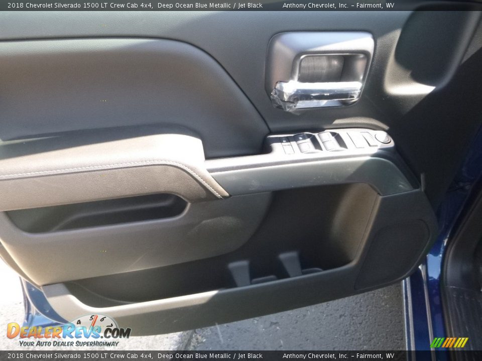 2018 Chevrolet Silverado 1500 LT Crew Cab 4x4 Deep Ocean Blue Metallic / Jet Black Photo #12