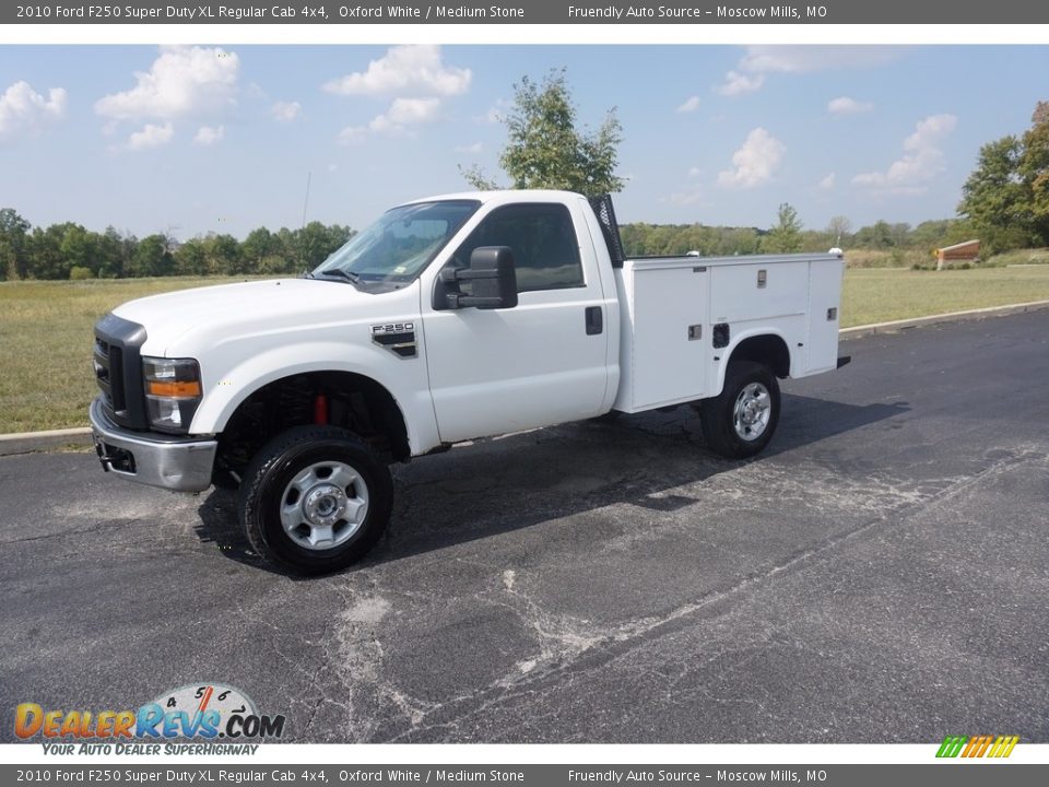 2010 Ford F250 Super Duty XL Regular Cab 4x4 Oxford White / Medium Stone Photo #27