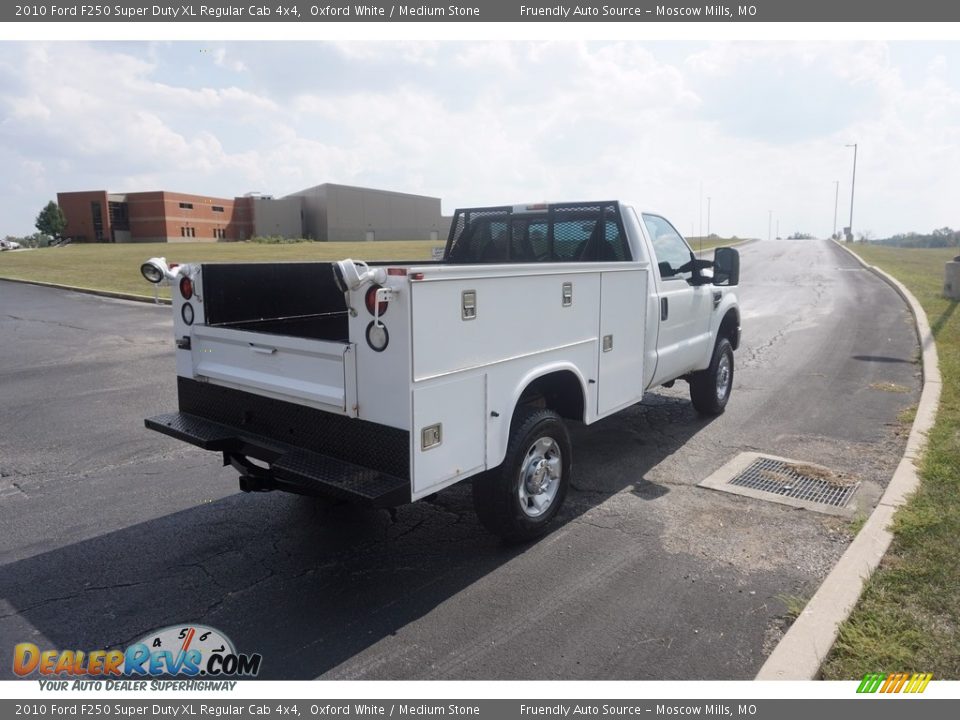 2010 Ford F250 Super Duty XL Regular Cab 4x4 Oxford White / Medium Stone Photo #29