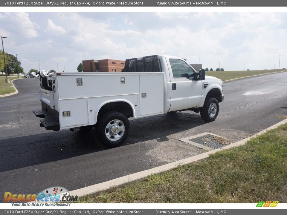 2010 Ford F250 Super Duty XL Regular Cab 4x4 Oxford White / Medium Stone Photo #30