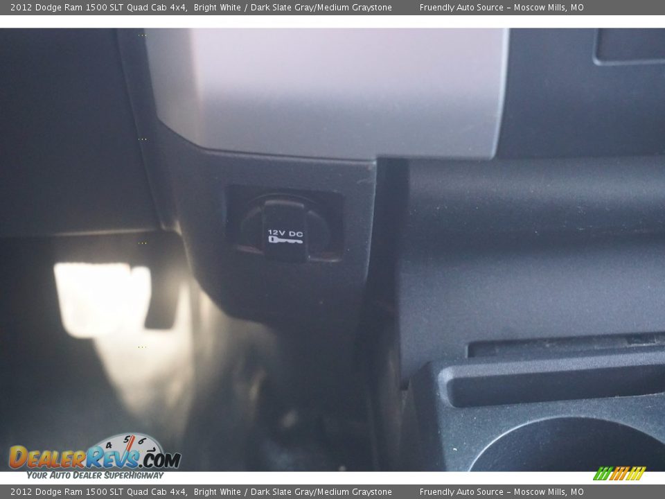 2012 Dodge Ram 1500 SLT Quad Cab 4x4 Bright White / Dark Slate Gray/Medium Graystone Photo #17