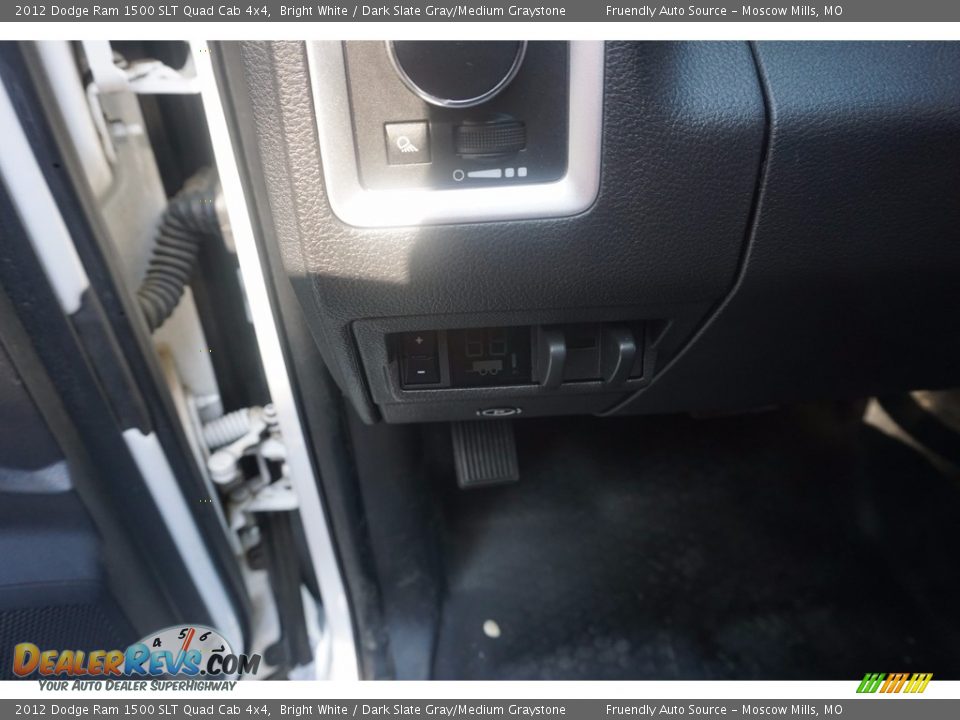 2012 Dodge Ram 1500 SLT Quad Cab 4x4 Bright White / Dark Slate Gray/Medium Graystone Photo #20