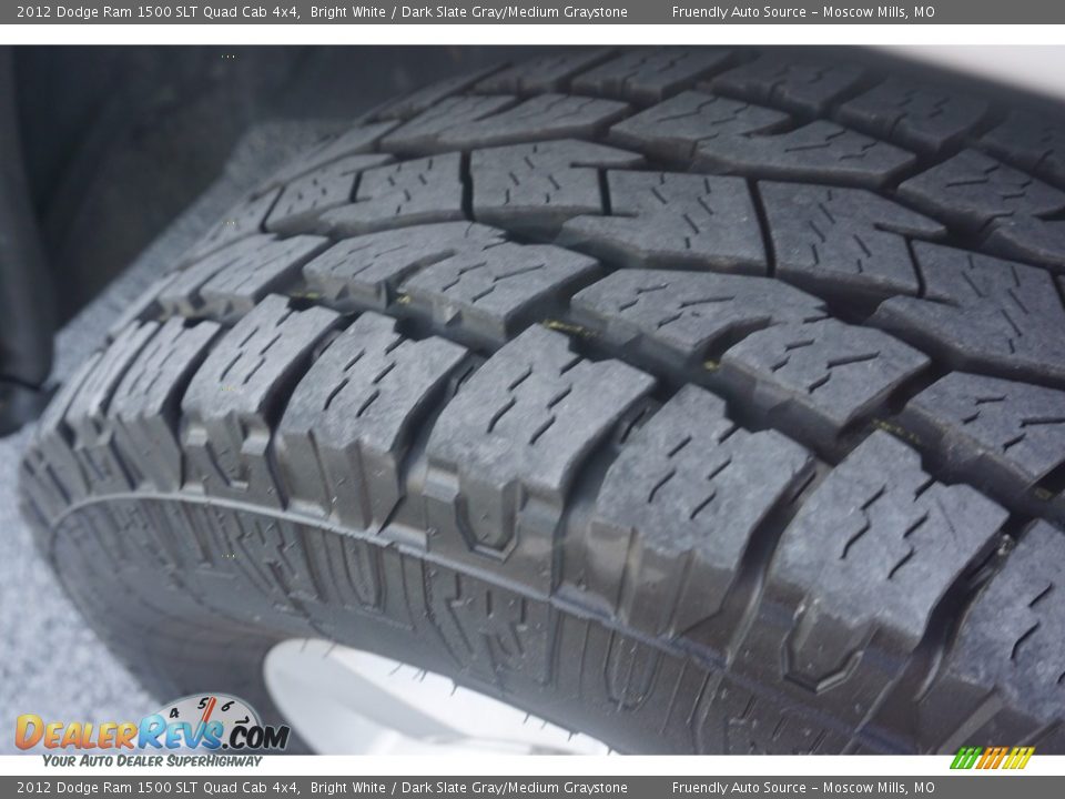 2012 Dodge Ram 1500 SLT Quad Cab 4x4 Bright White / Dark Slate Gray/Medium Graystone Photo #23