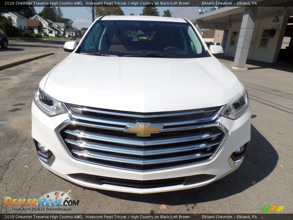 2018 Chevrolet Traverse High Country AWD Iridescent Pearl Tricoat / High Country Jet Black/Loft Brown Photo #2