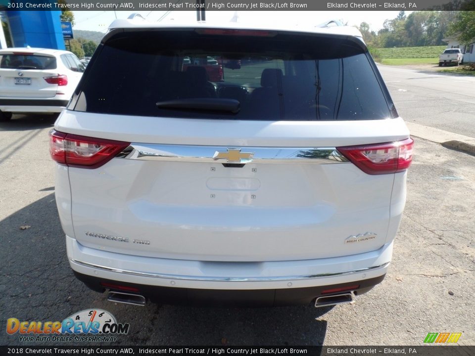 2018 Chevrolet Traverse High Country AWD Iridescent Pearl Tricoat / High Country Jet Black/Loft Brown Photo #6