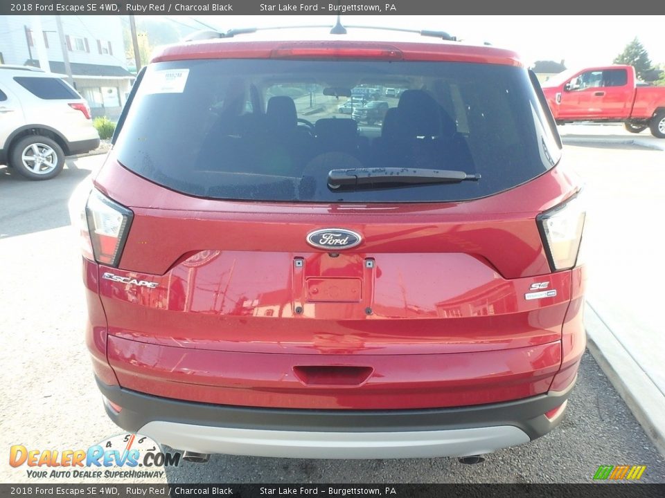2018 Ford Escape SE 4WD Ruby Red / Charcoal Black Photo #6
