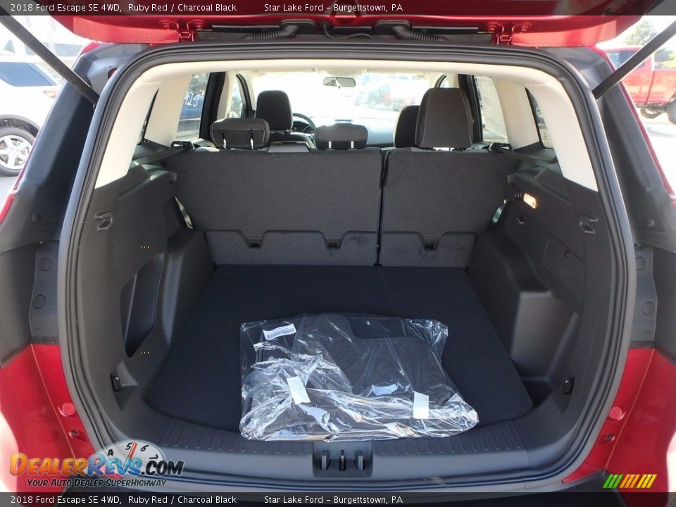 2018 Ford Escape SE 4WD Ruby Red / Charcoal Black Photo #7