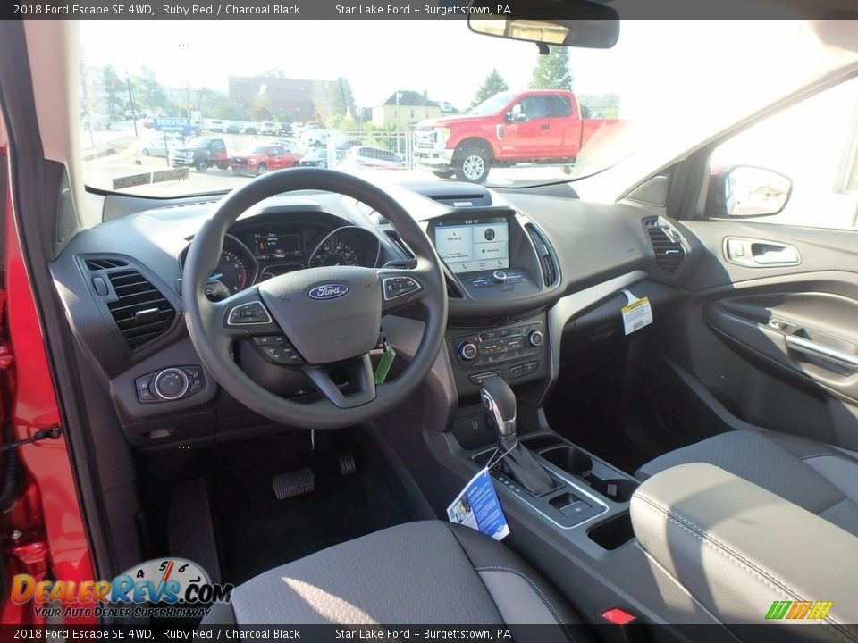 Charcoal Black Interior - 2018 Ford Escape SE 4WD Photo #12