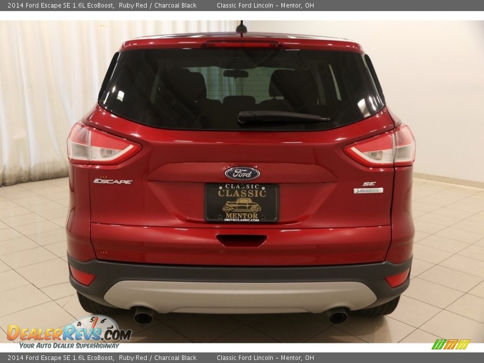 2014 Ford Escape SE 1.6L EcoBoost Ruby Red / Charcoal Black Photo #17