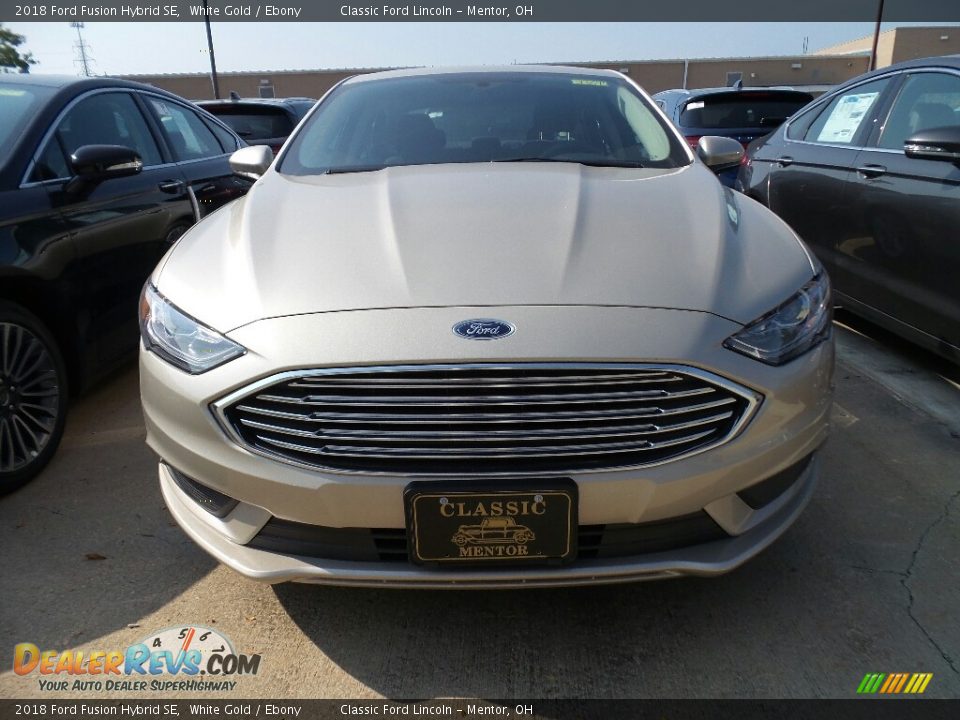 2018 Ford Fusion Hybrid SE White Gold / Ebony Photo #2