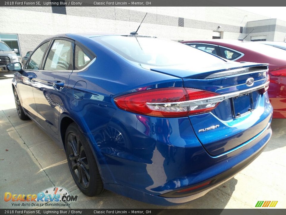 2018 Ford Fusion SE Lightning Blue / Ebony Photo #3