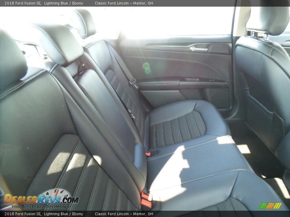 2018 Ford Fusion SE Lightning Blue / Ebony Photo #5