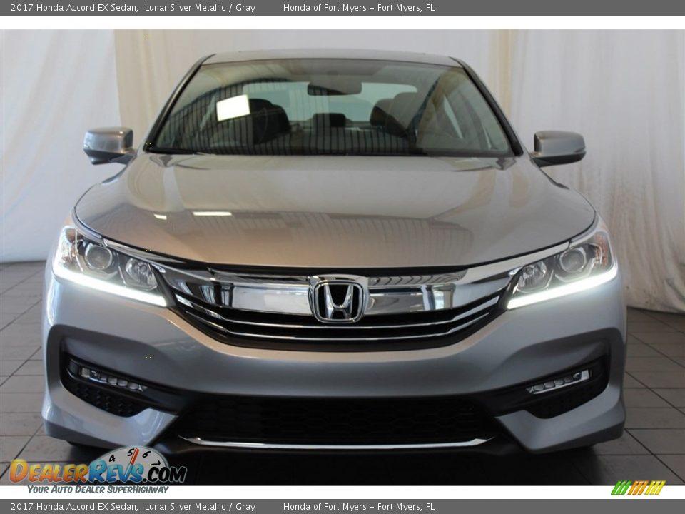2017 Honda Accord EX Sedan Lunar Silver Metallic / Gray Photo #4