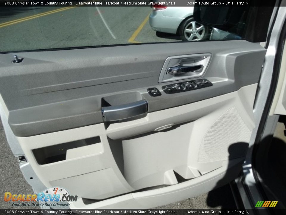 2008 Chrysler Town & Country Touring Clearwater Blue Pearlcoat / Medium Slate Gray/Light Shale Photo #11