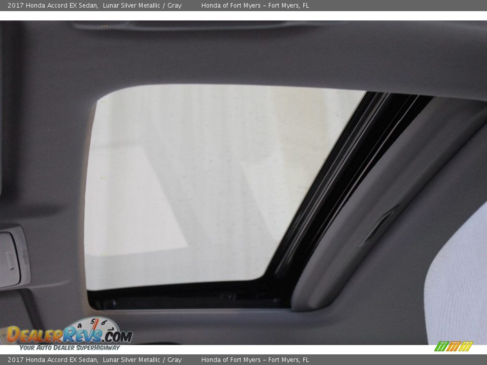 2017 Honda Accord EX Sedan Lunar Silver Metallic / Gray Photo #27