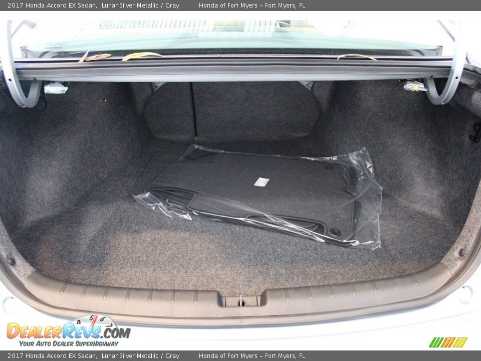 2017 Honda Accord EX Sedan Lunar Silver Metallic / Gray Photo #30