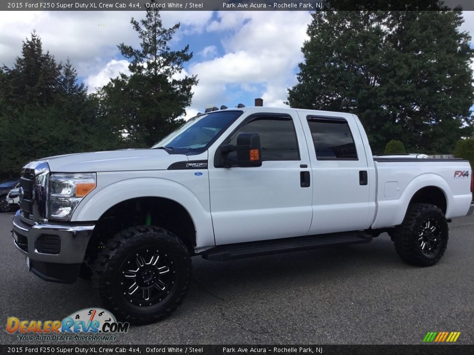 2015 Ford F250 Super Duty XL Crew Cab 4x4 Oxford White / Steel Photo #6