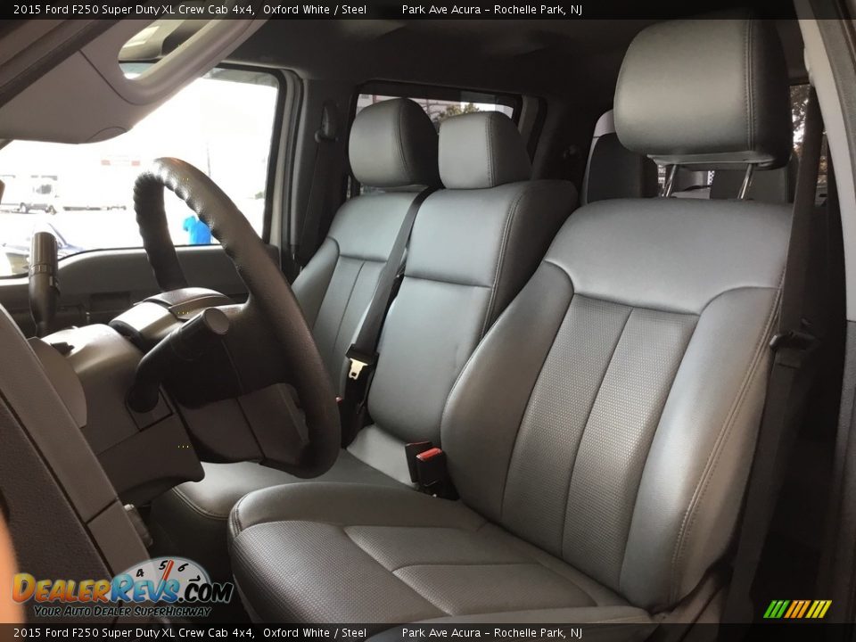 2015 Ford F250 Super Duty XL Crew Cab 4x4 Oxford White / Steel Photo #12