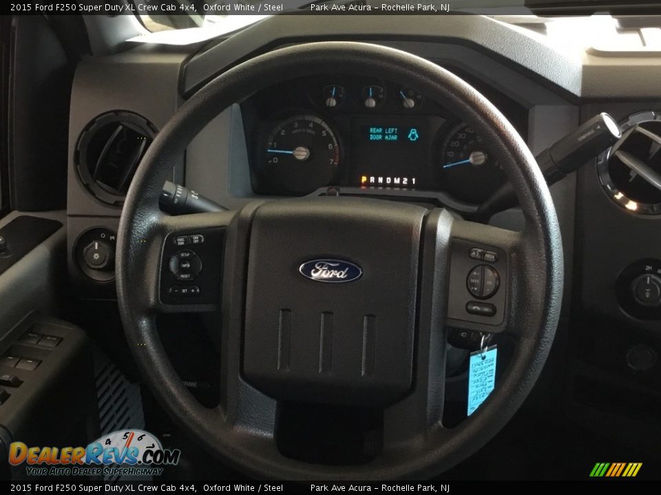 2015 Ford F250 Super Duty XL Crew Cab 4x4 Oxford White / Steel Photo #15