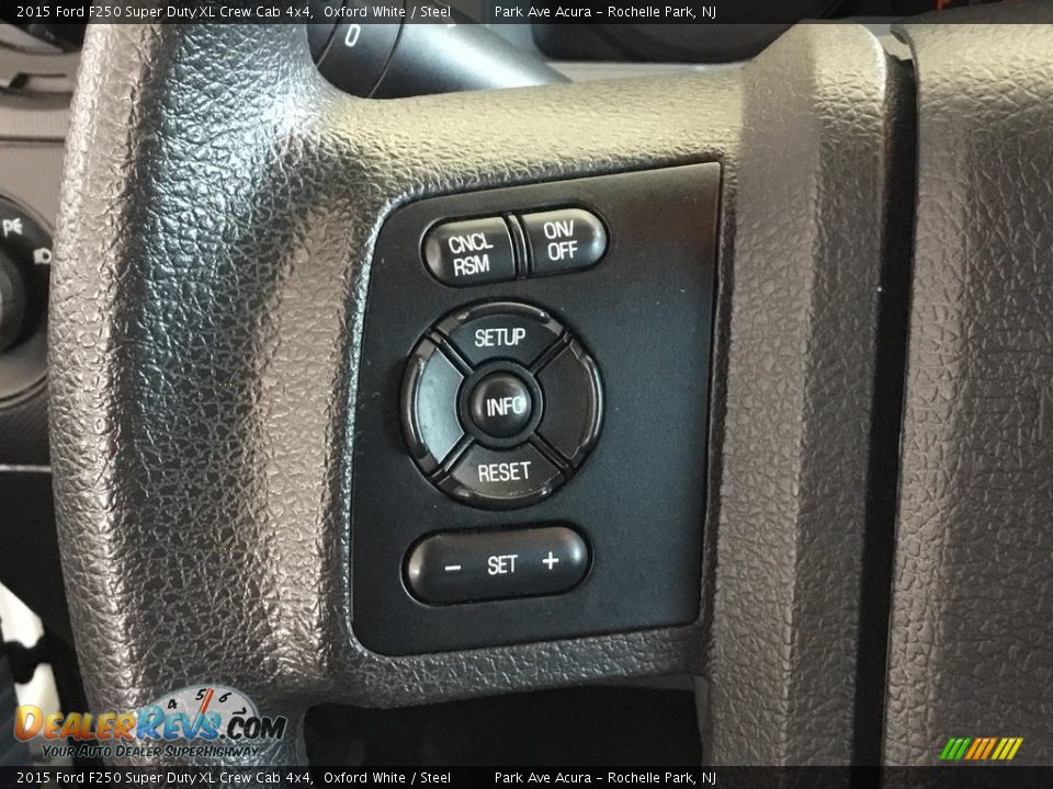 2015 Ford F250 Super Duty XL Crew Cab 4x4 Oxford White / Steel Photo #16