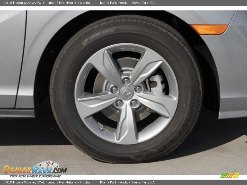 2018 Honda Odyssey EX-L Lunar Silver Metallic / Mocha Photo #5