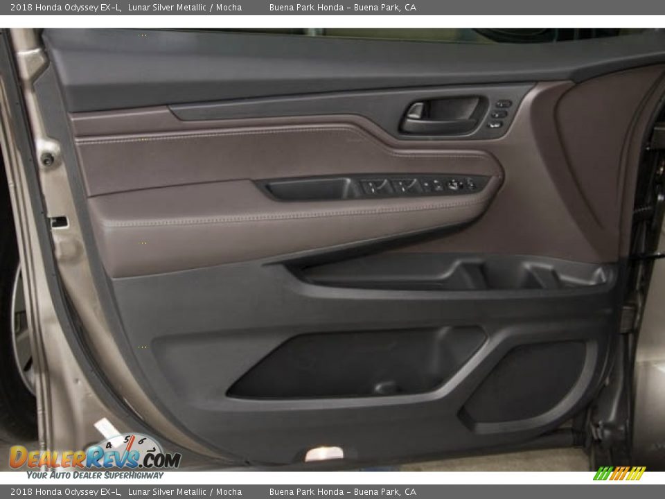 2018 Honda Odyssey EX-L Lunar Silver Metallic / Mocha Photo #7